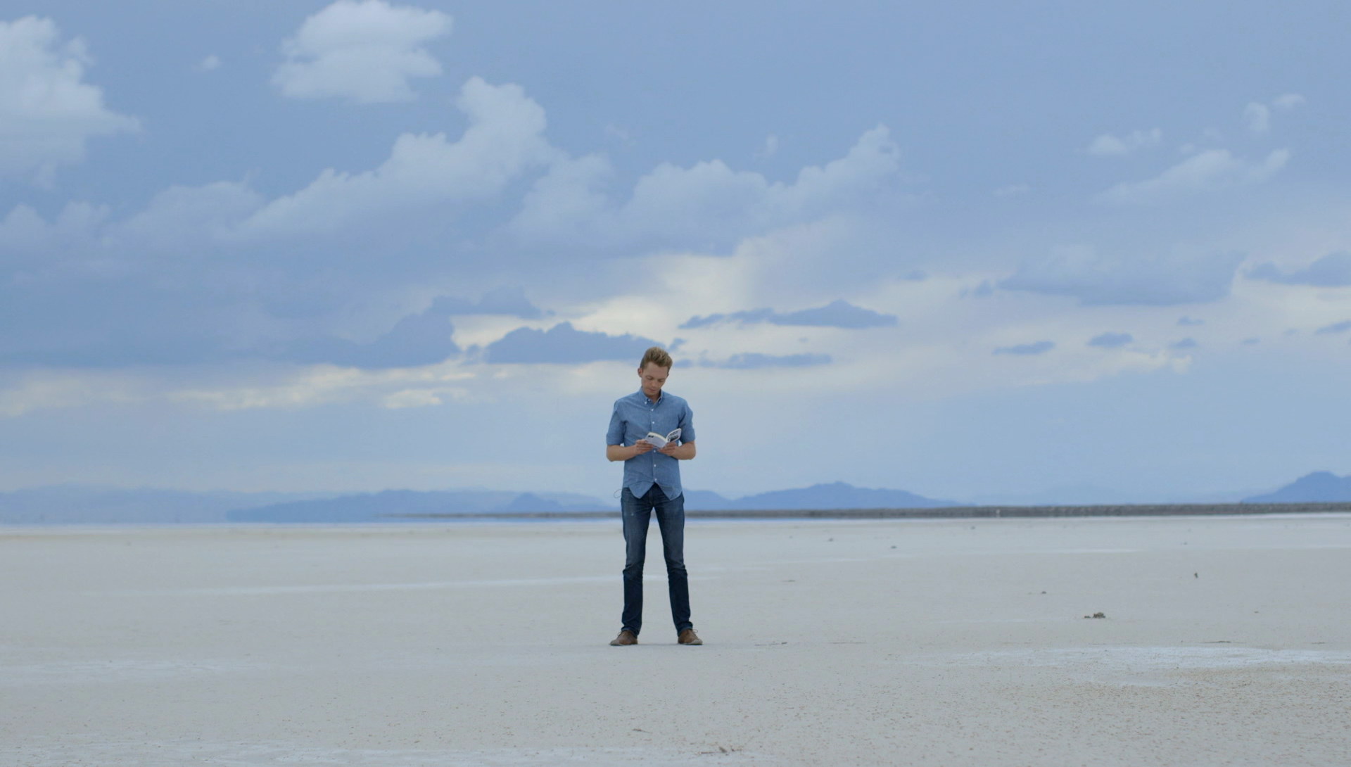 эстетический минимализм. минимализм о важных вещах. минималисты райан. мэтт д`авелла, 2015), документальный. минимализм о важных вещах.