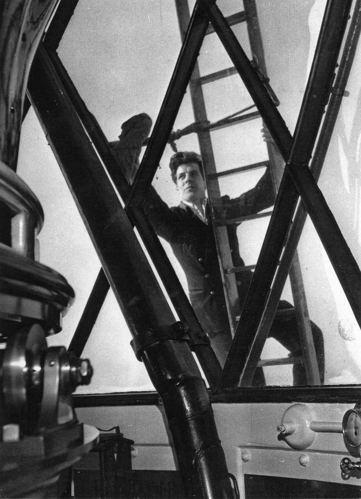 none Lighthouse Keepers Do Windows