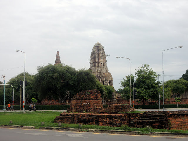拉嘉布拉那寺 Wat Ratchaburana