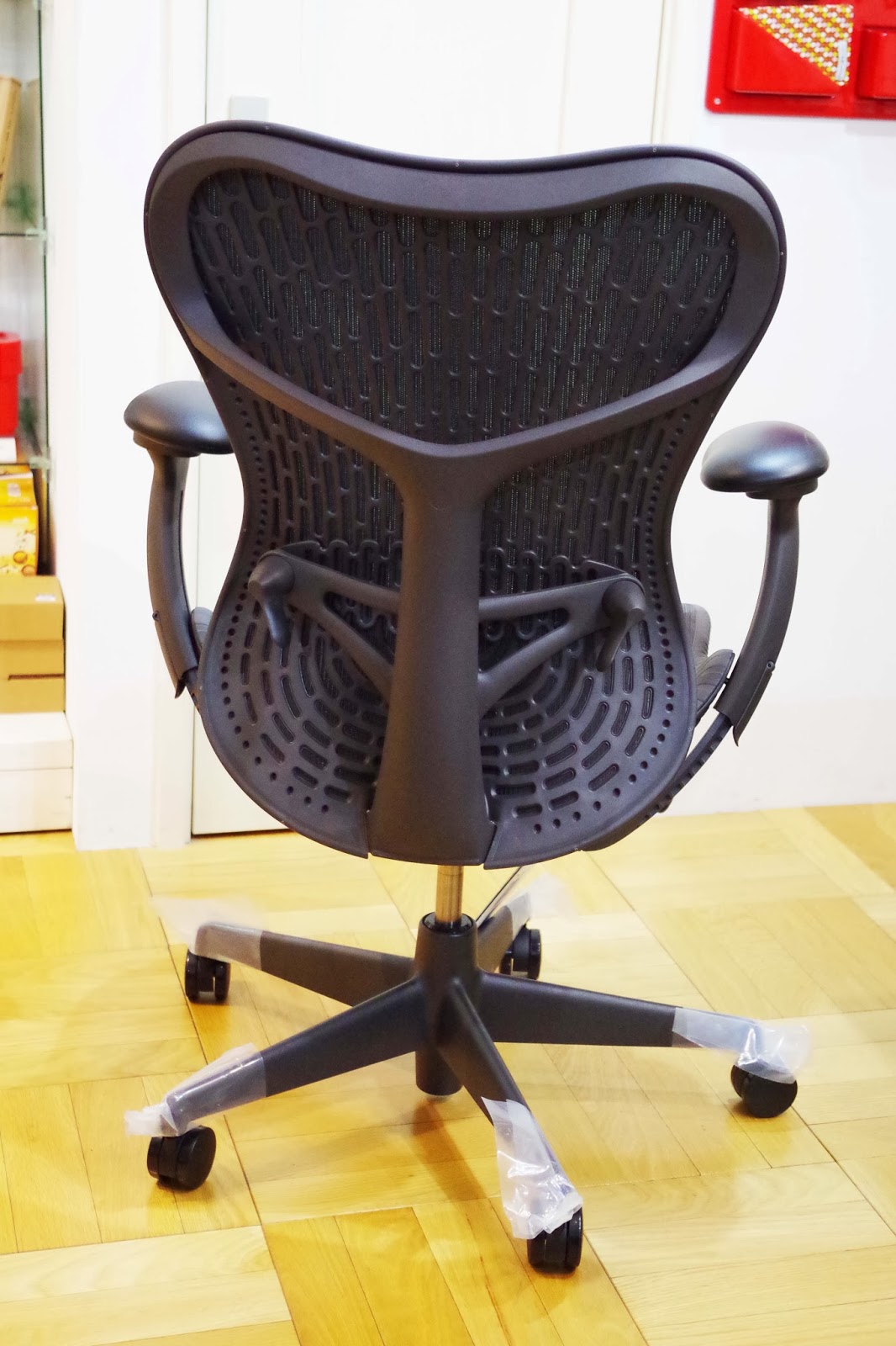 ミラ2チェア展示しましたよ 14 1 30 Case Study Shop Nagoya Blog ミッドセンチュリー期の家具専門