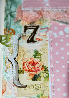 И роза падает с куста...Или нежный альбом в ретро стиле для малышки.