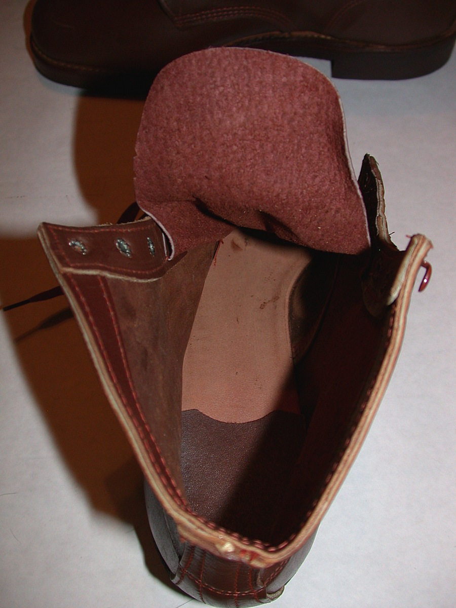 1940's Horsehide Wolverine 1000 Mile Boots Rivet Head