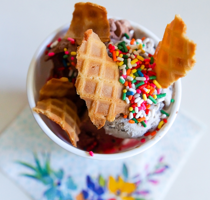 How to Set Up an Ice Cream Bar Bake at 350°