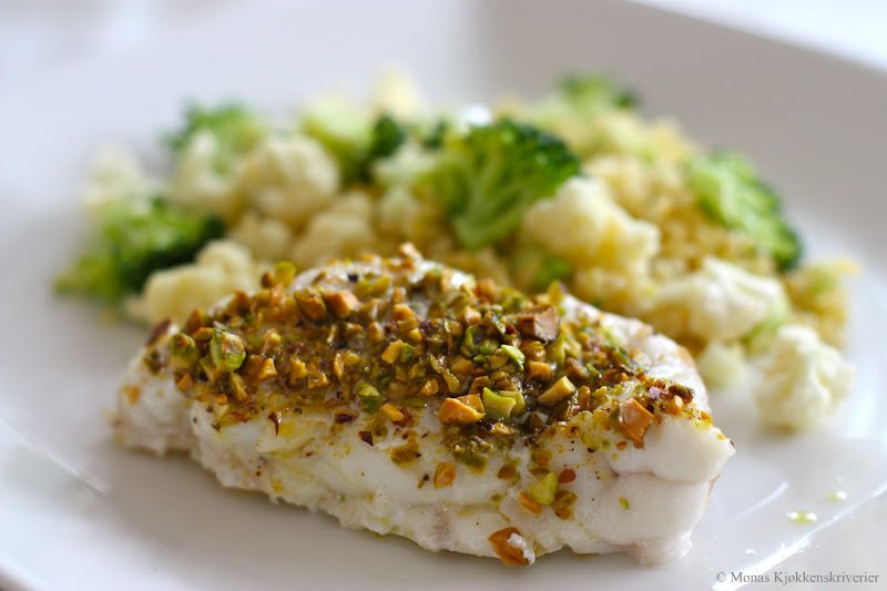 Ovnsbakt Breiflabb Med Kremet Tomatsaus