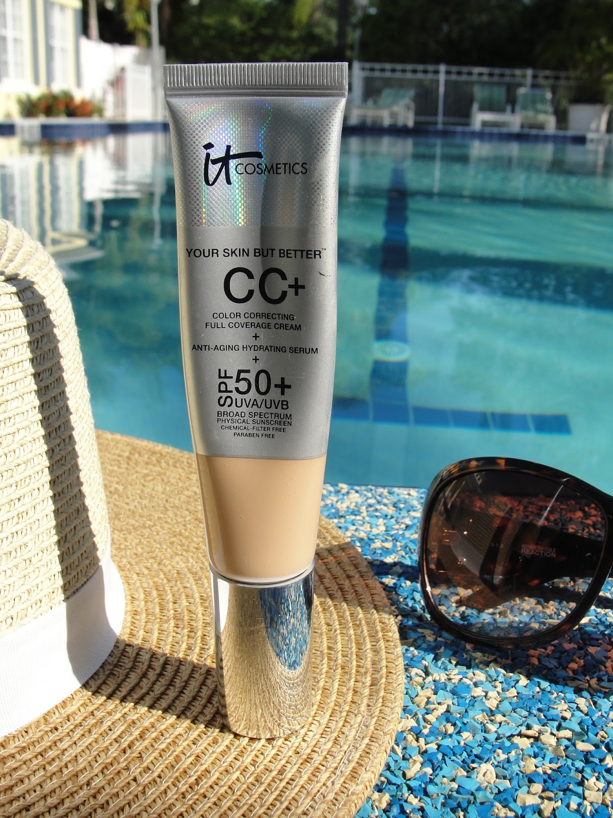 BEST FOUNDATIONS WITH SPF FOR OILY SKIN IN SUMMER