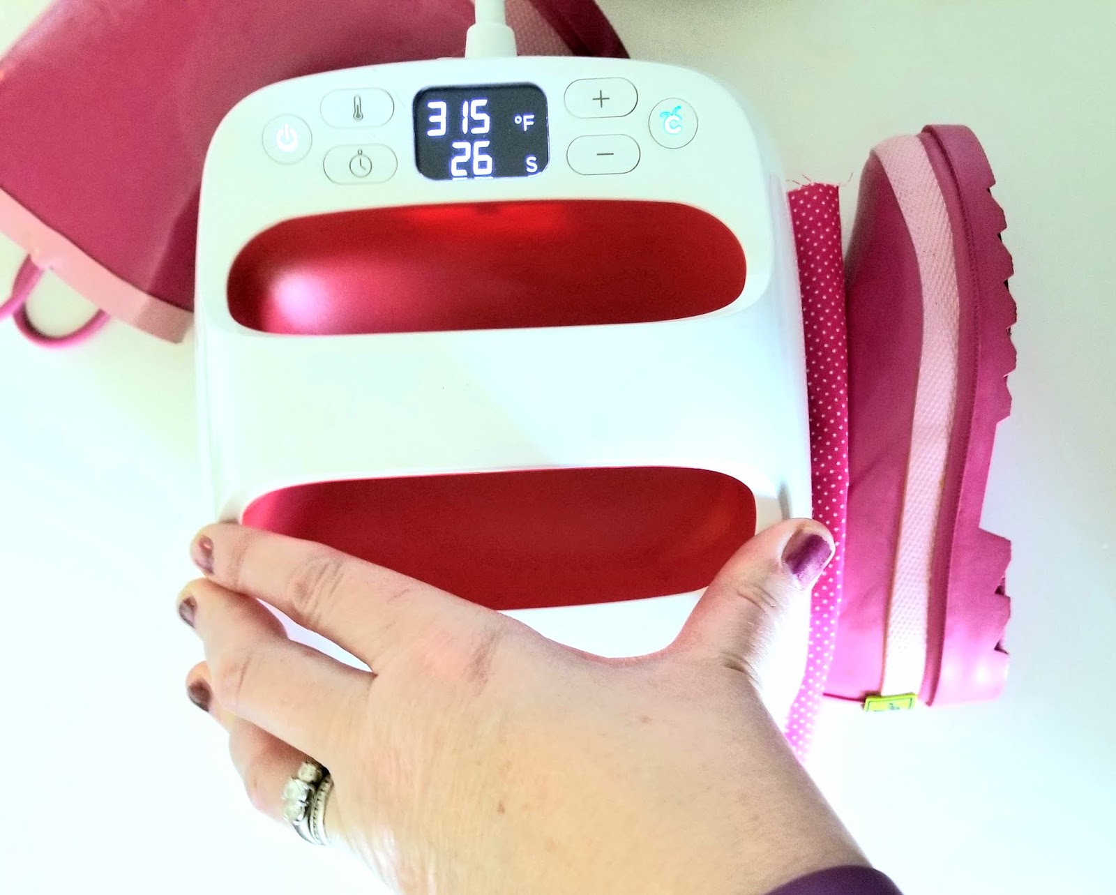 All About the Cricut EasyPress & Printable Temperature Guide Sew