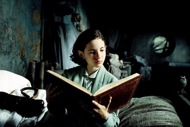 Reading scene from Pan's Labyrinth