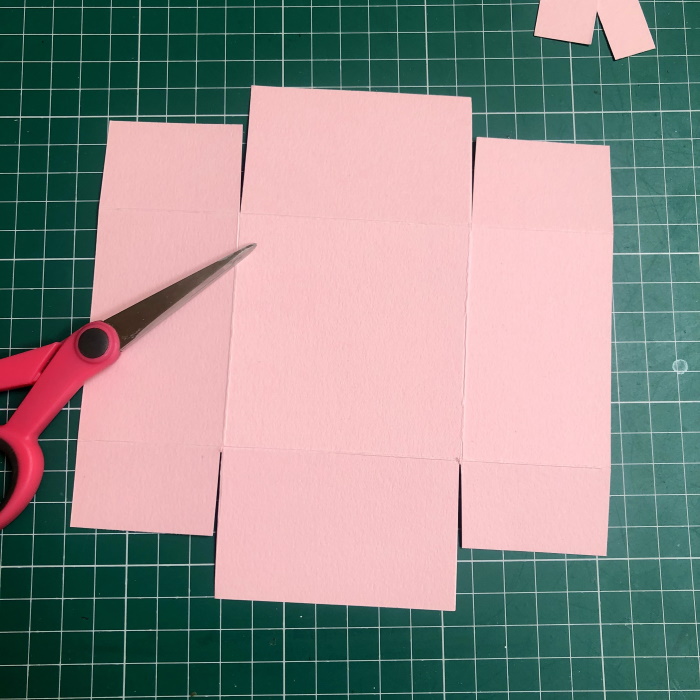 It’s THURSDAY with SANDIEBELLA HOW TO MAKE A “TAKE APART” box