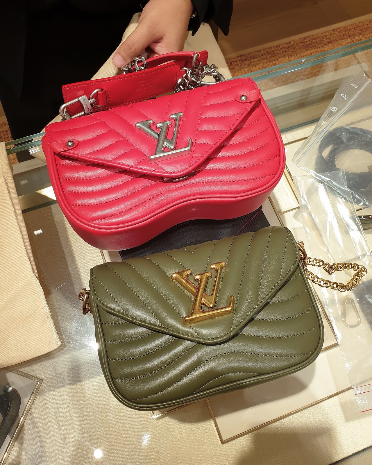 Louis Vuitton New Wave Multi-Pochette LV New Wave Leather