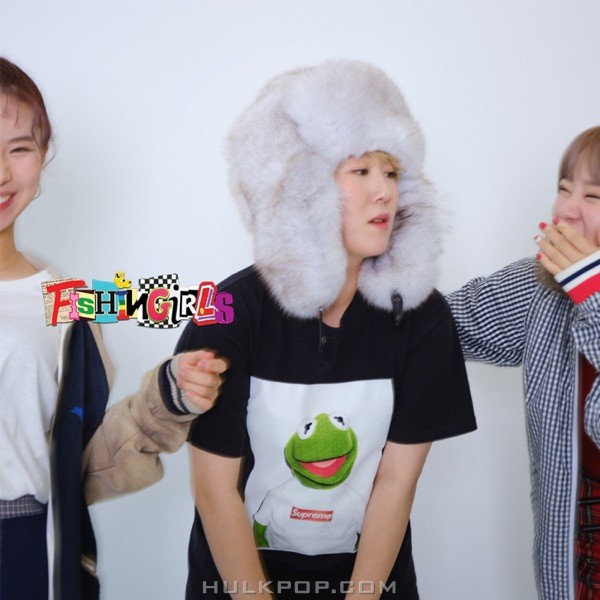 Fishingirls – Mind Your Own Business – Single