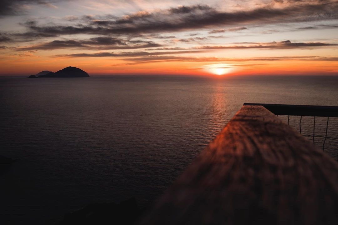 Garbo VOGLIO VIVERE COSÌ, COL SOLE IN FRONTE Garbo VOGLIO VIVERE COSÌ, COL SOLE IN FRONTE