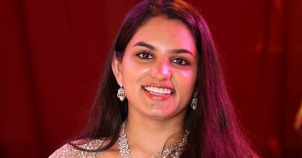 Celebrity Jewellery Designs - Jewellery Designs