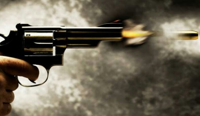 বাড়ি থেকে ডেকে খুন তৃনমূল নেতাকে, দলীয় কোন্দলেই খুন দাবি পরিবারের 1 বাড়ি থেকে ডেকে খুন তৃনমূল নেতাকে, দলীয় কোন্দলেই খুন দাবি পরিবারের