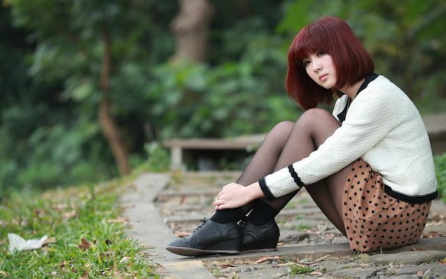 người đẹp cười quyến rủ với váy ngắn người đẹp cười quyến rủ với váy ngắn