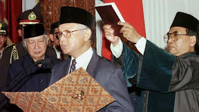 Kisah Kekecewaan Soeharto pada Habibie