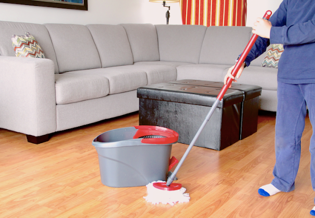 Everything you need to know about the Vileda EasyWring Spin Mop & Bucket  System! 