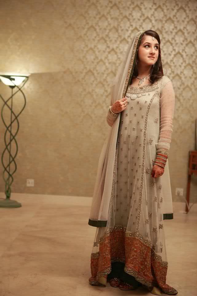 Pakistani Indian Lenghas Design Fashion Point pakistani-indian-lenghas-design-fashion-point
