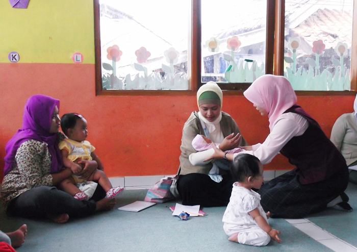 Febrianismi Kelas Ibu Balita