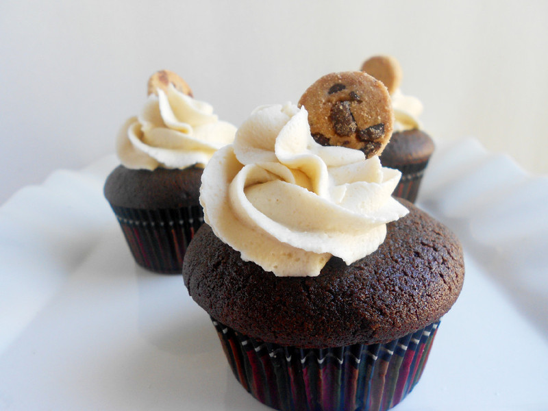 Chocolate Chip Cookie Dough Cupcakes Confessions of a