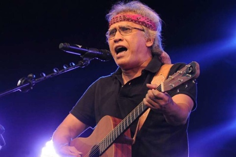 Lirik Lagu Ijinkan Aku Menyayangimu - Iwan Fals - LirikKEPO.com