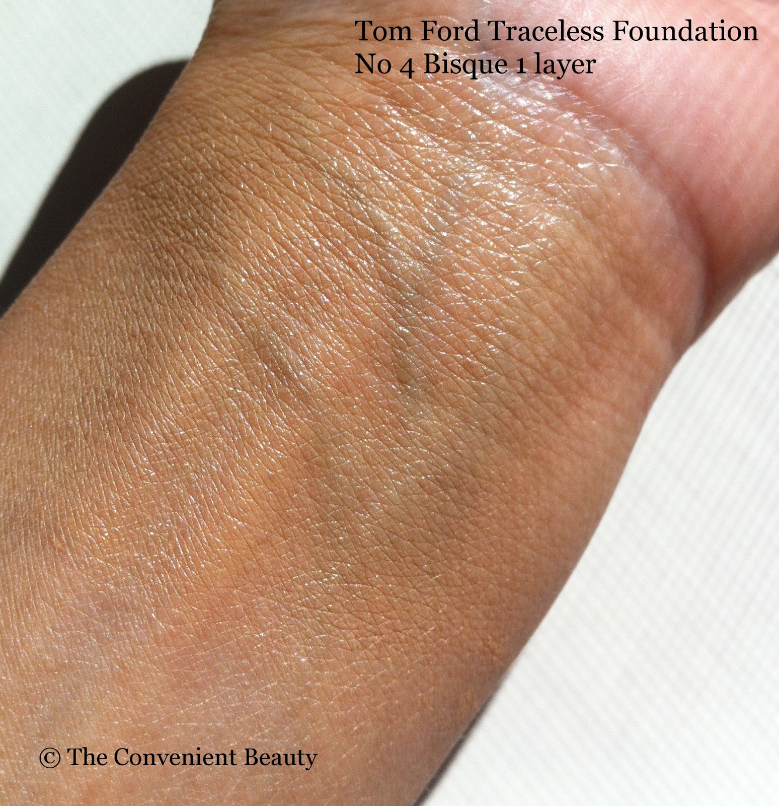 The Convenient Beauty: Review: Tom Ford Traceless Foundation Liquid SPF 15