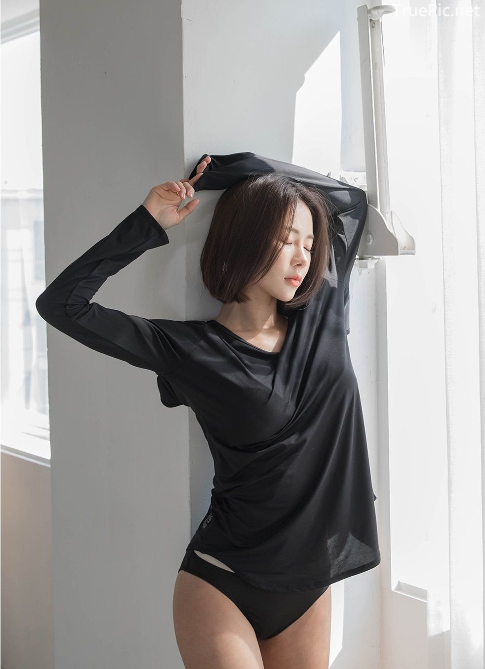 Korean model and fashion - An Seo Rin - Swimwear studio photoshoot - Picture 34