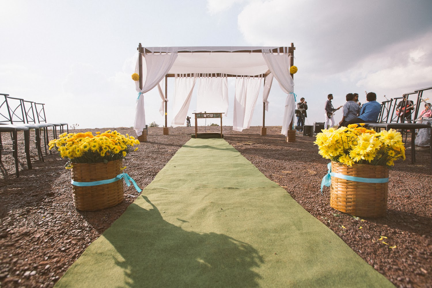 blog-de-casamento-cerimônia-serra-do-rola-moça-altar cerimonia-serra-rola-moca-altar
