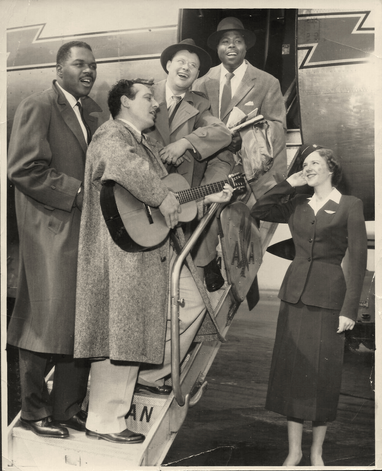 WHITE DOOWOP COLLECTOR THE MARINERS_Zindy Lou