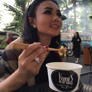 Yuni Shara - Yuni's Warung Yuni Shara - Yuni's Warung