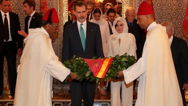 Aventuras y desventuras de Felipe VI y su padre ‘Juanito’ con la monarquía marroquí: eran “hermanos” Aventuras y desventuras de Felipe VI y su padre ‘Juanito’ con la monarquía marroquí: eran “hermanos”