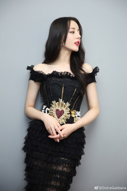 Chinese Actress Dilraba Dilmurat Hot Photos Navel Queens Chinese Actress Dilraba Dilmurat Hot Photos Navel Queens