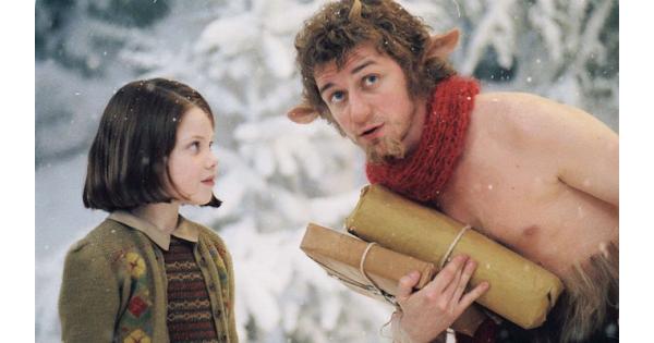 Familia En Construccion The Chronicles Of Narnia The Lion The