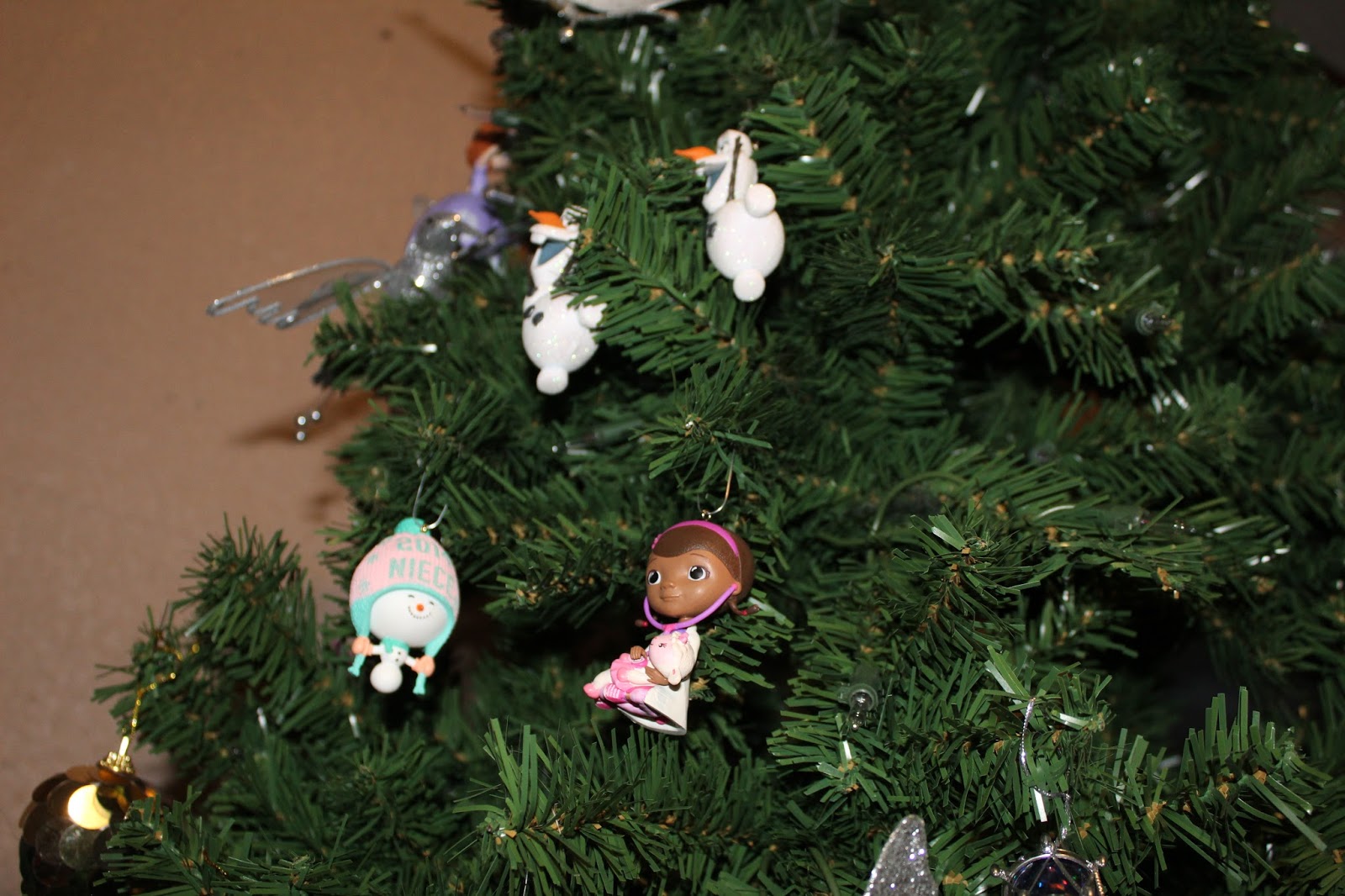 Thanksgiving is Over and Our Christmas Tree is Up ChitChatMom