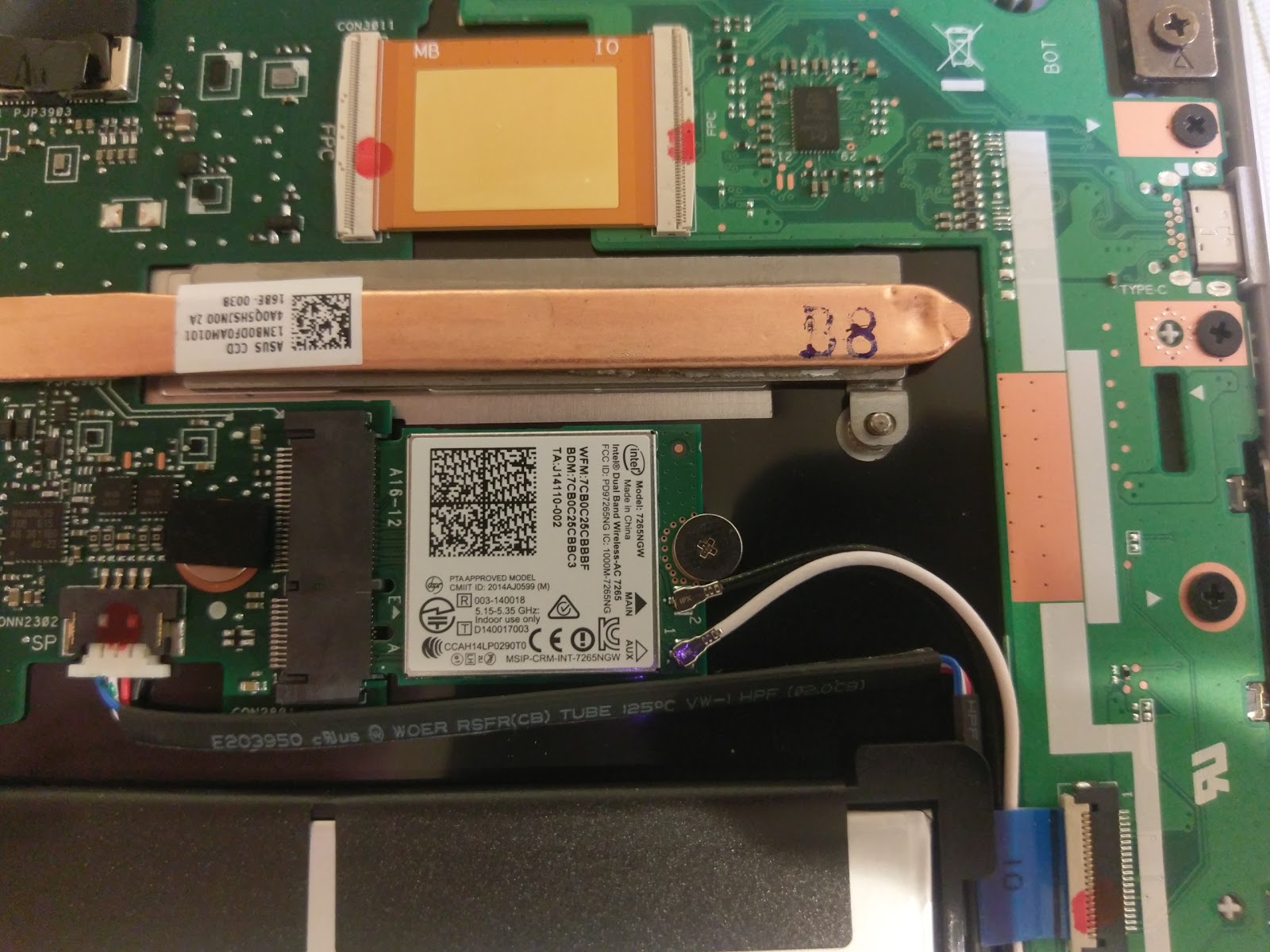 A Look inside the Asus C302 chromebook﻿