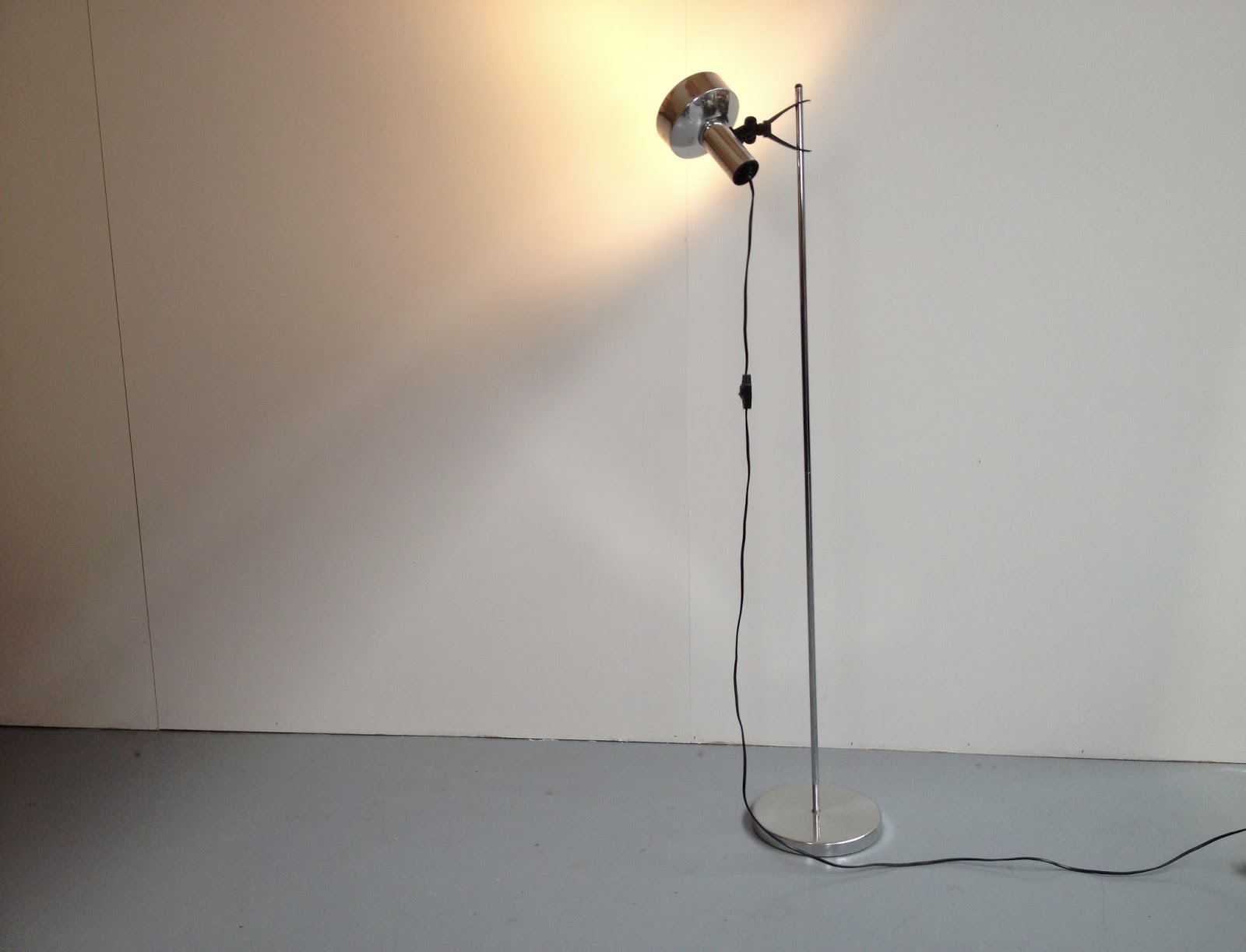 Tolve* {* Art & Design} Vintage Ikea floor lamp