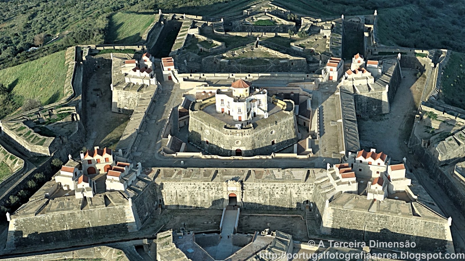 A Terceira Dimensão: Forte de Nossa Senhora da Graça