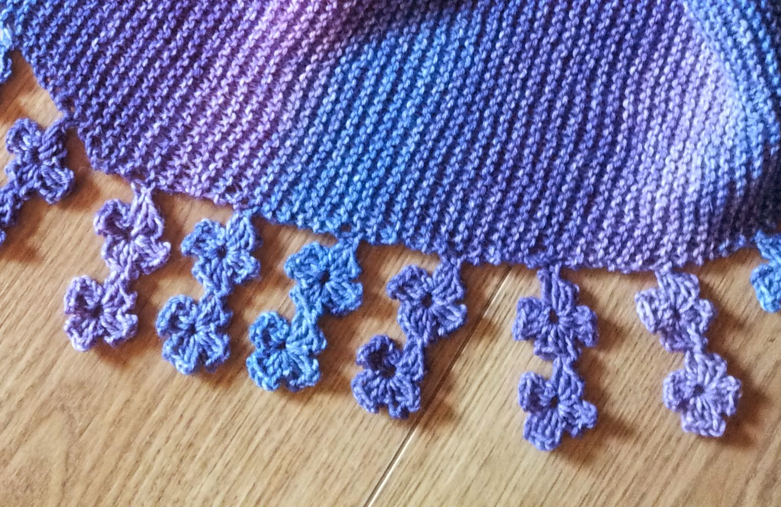 Free Knitting/Crochet Pattern: Falling Blossoms Scarf