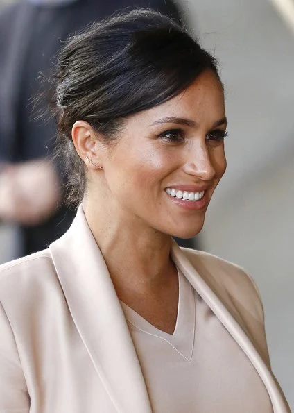 Meghan Markle wore Brandon Maxwell shawl collar blazer and V-Neck midi dress