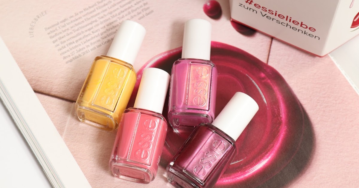 Mackarrie Beauty Style Blog Essie Flying Solo Spring