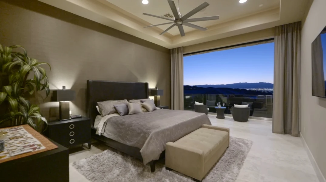41 Photos vs. Tour 675 Scenic Rim Dr, Henderson, NV Luxury Home Interior Design