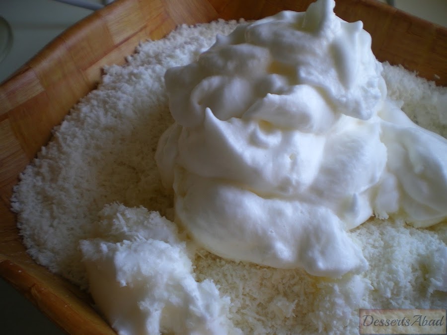 Sultanitas de coco (Merengue y coco)