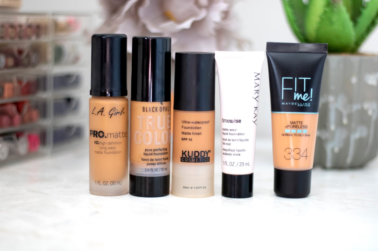 Neuropathie Trots Specificiteit FashStyleLiv: Matte Foundations for Oily and Combination-Oily Skin (WOC  friendly)