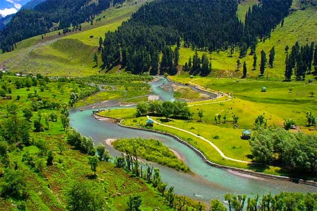 Betaab Valley is one of the most popular tourist destinations in Jammu and Kashmir. 