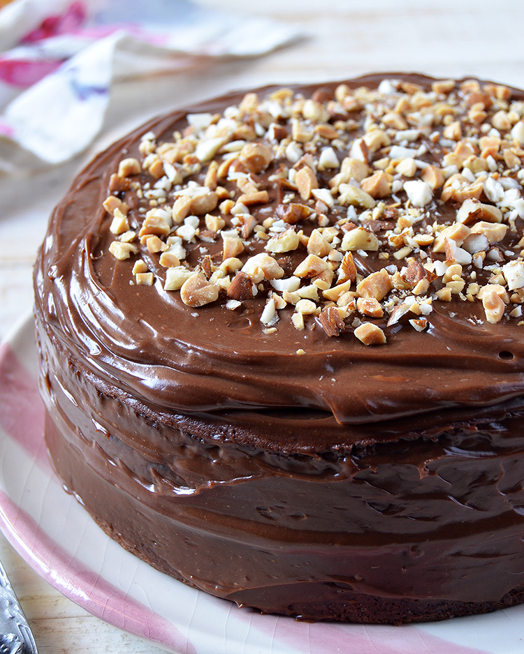 Torta de chocolate con queso crema / Recetas dulces, fáciles y ricas