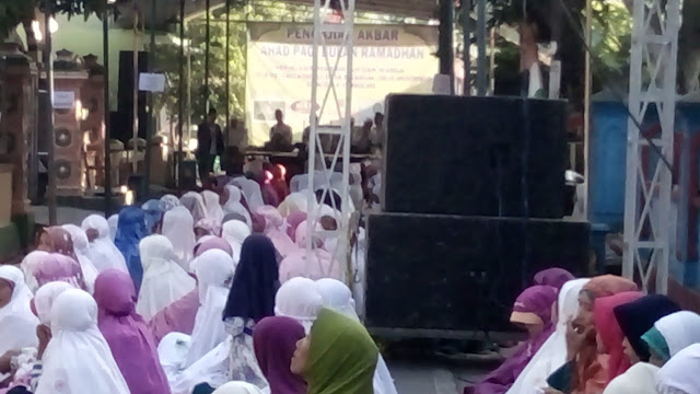 Pengajian Ahad Pagi Desa Pelemgadung