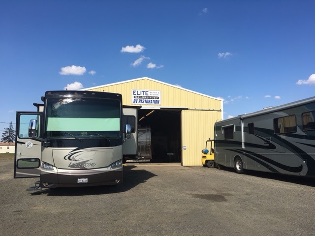 Kissack Adventures Two Dogs In A Too Small Car With Too Many Trains