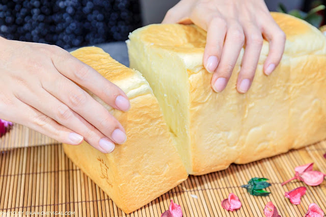 一覚ichisatori bakery高級食パン専門店,台中首家日本高級生吐司專門店,網路預購已排至五月中旬!