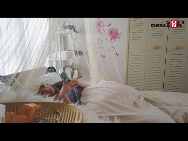 接近10万人追蹤的辣妹网红!她的第一战让资深男优都忍不住哀嚎! 接近10万人追蹤的辣妹网红!她的第一战让资深男优都忍不住哀嚎!