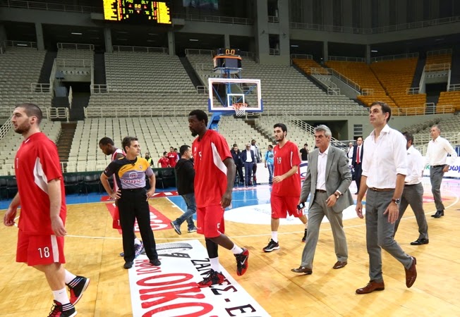 ΒΙΝΤΕO - Η τσαπού με τα... καγκέλια!