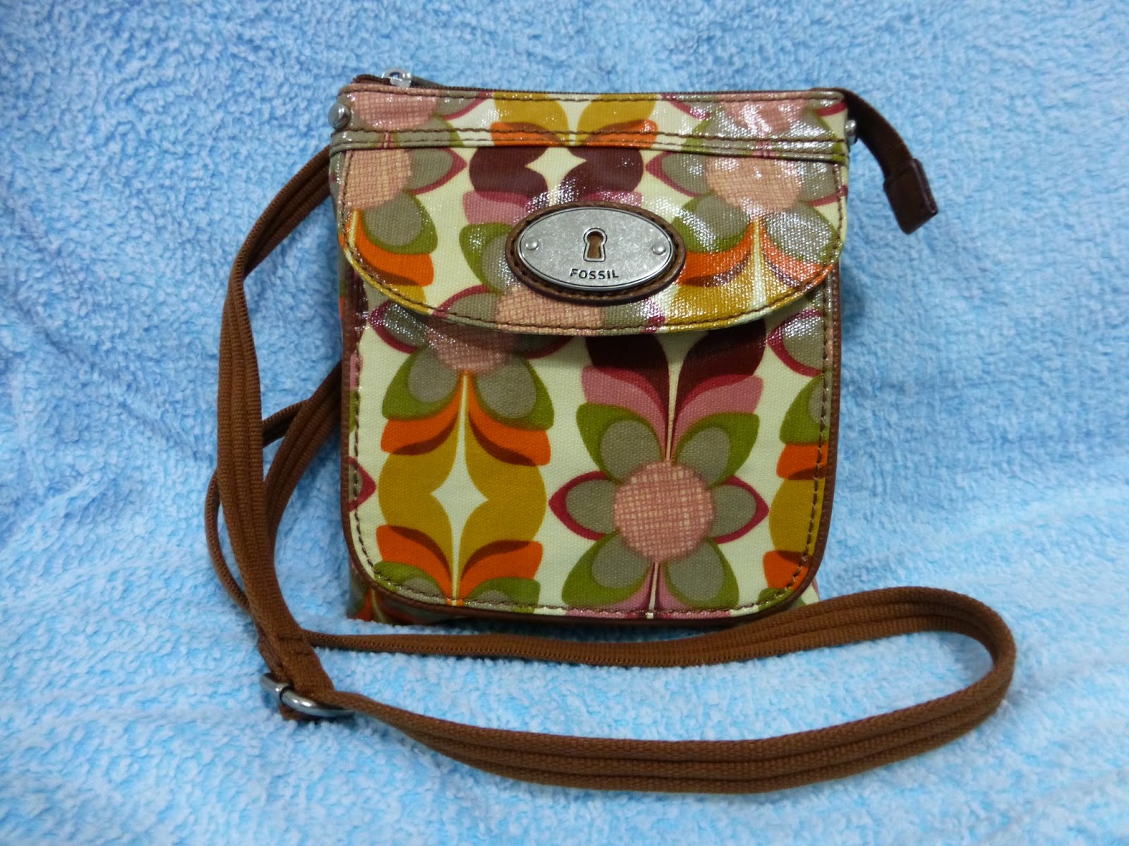 Your Alternative High Street SR09 FOSSIL Key Per Sling Bag, New